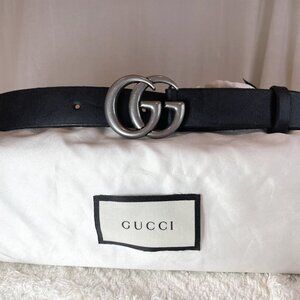 Gucci Black Leather Belt with Silver GG Buckle